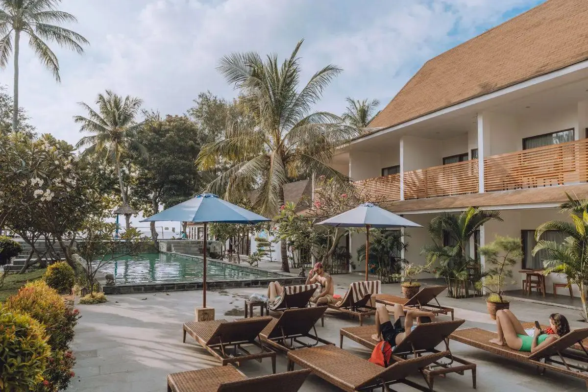 The pool and garden where you rest between dives