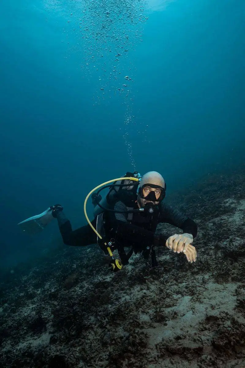 Reef surveys on a sandy slope
